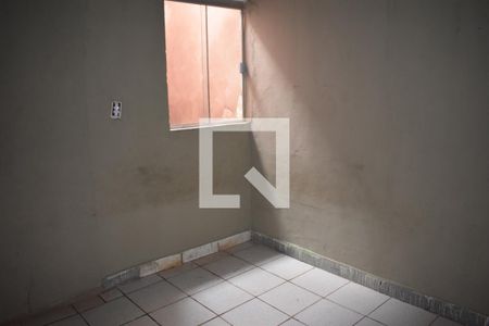 Casa para alugar com 50m², 1 quarto e 1 vagaQuarto