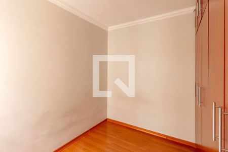 Quarto 2 de apartamento para alugar com 2 quartos, 52m² em Vila Magnesita, Belo Horizonte