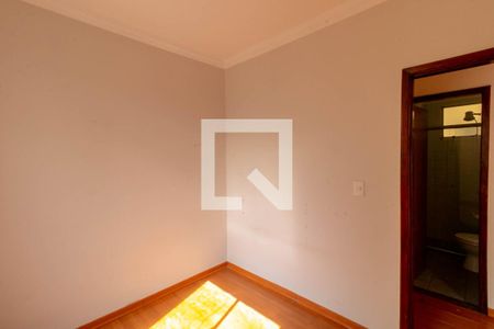 Quarto 1 de apartamento para alugar com 2 quartos, 52m² em Vila Magnesita, Belo Horizonte