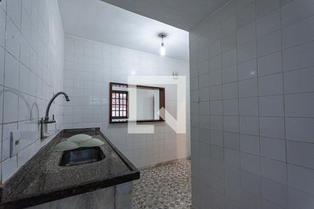 Casa de condomínio à venda com 83m², 2 quartos e 1 vaga Casa de condomínio à venda com 83m², 2 quartos e 1 vagaCozinha