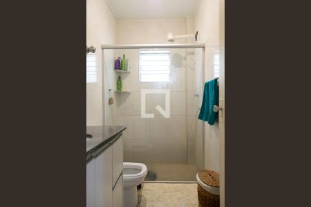 Casa à venda com 110m², 2 quartos e 2 vagas Casa à venda com 110m², 2 quartos e 2 vagasBanheiro