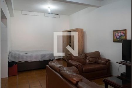 Casa à venda com 110m², 2 quartos e 2 vagas Casa à venda com 110m², 2 quartos e 2 vagasEdicula