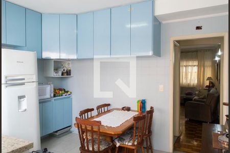 Casa à venda com 110m², 2 quartos e 2 vagas Casa à venda com 110m², 2 quartos e 2 vagasCozinha