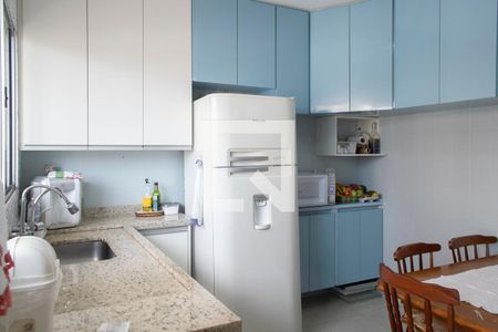 Casa à venda com 110m², 2 quartos e 2 vagas Casa à venda com 110m², 2 quartos e 2 vagasCozinha