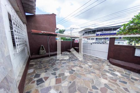 Área externa de casa para alugar com 2 quartos, 100m² em Irajá, Rio de Janeiro