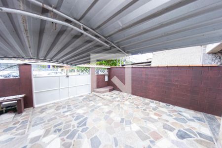 Área externa de casa para alugar com 2 quartos, 100m² em Irajá, Rio de Janeiro