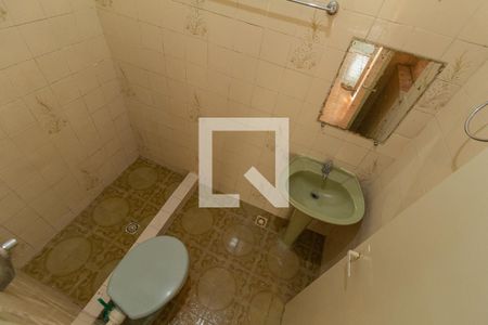 Banheiro de casa para alugar com 2 quartos, 110m² em Encantado, Rio de Janeiro