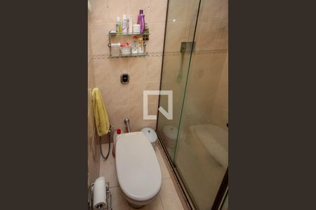 Apartamento à venda com 90m², 2 quartos e 1 vaga Apartamento à venda com 90m², 2 quartos e 1 vagaBanheiro Suíte