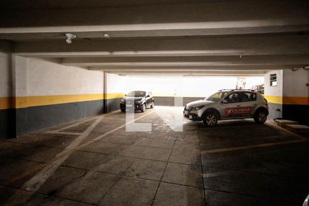 Apartamento à venda com 90m², 2 quartos e 1 vaga Apartamento à venda com 90m², 2 quartos e 1 vagaGaragem