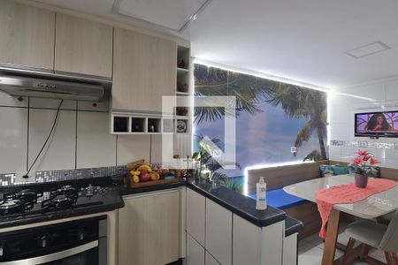 Casa à venda com 90m², 2 quartos e 2 vagasCozinha