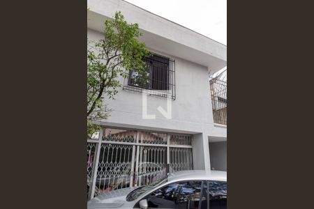 Casa à venda com 257m², 4 quartos e 2 vagasFachada