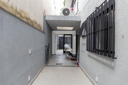 Casa à venda com 257m², 4 quartos e 2 vagasCorredor Lateral