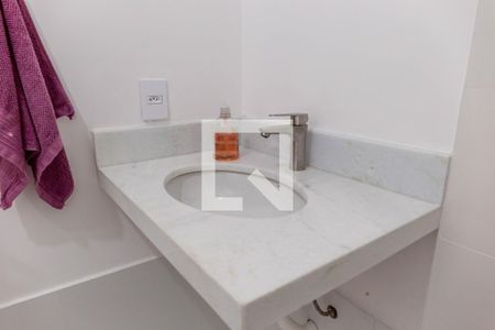 Casa à venda com 257m², 4 quartos e 2 vagasBanheiro Corredor