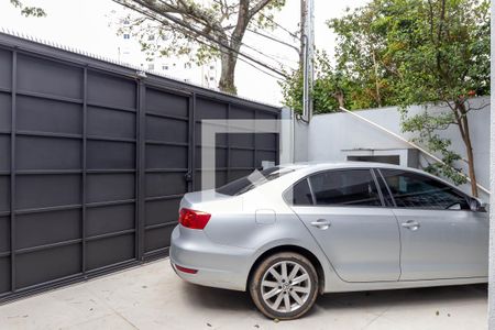 Casa à venda com 257m², 4 quartos e 2 vagasGaragem