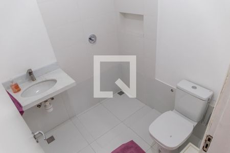Casa à venda com 257m², 4 quartos e 2 vagasBanheiro Corredor