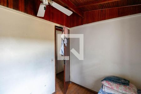 Quarto 1 de casa à venda com 5 quartos, 300m² em Álvaro Camargos, Belo Horizonte