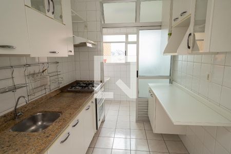 Apartamento para alugar com 63m², 2 quartos e 2 vagasCozinha 