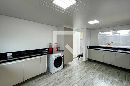 Casa à venda com 130m², 3 quartos e 2 vagasÁrea de serviço