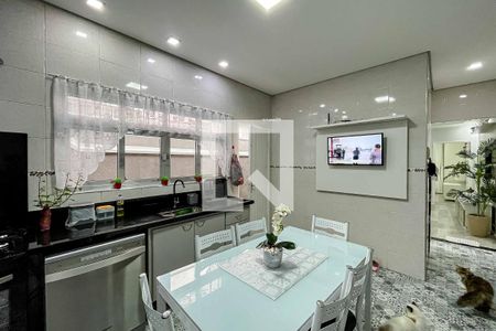 Casa à venda com 130m², 3 quartos e 2 vagasCozinha