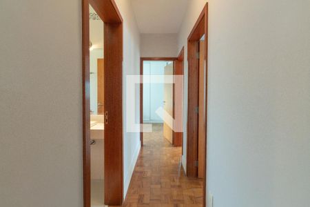 Corredor de apartamento para alugar com 4 quartos, 104m² em Cerqueira César, São Paulo