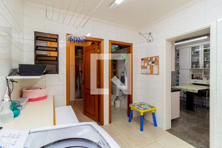 Casa à venda com 130m², 4 quartos e 4 vagasÁrea de Serviço