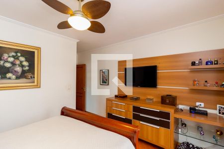 Casa à venda com 130m², 4 quartos e 4 vagasSuíte 1