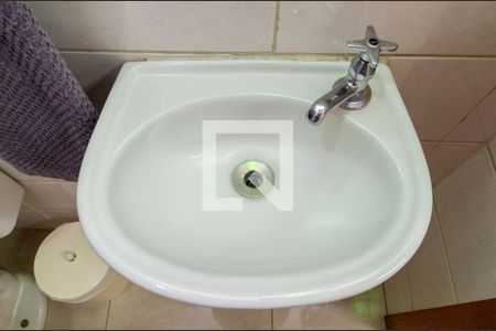 Casa à venda com 130m², 4 quartos e 4 vagasDetalhe Banheiro - Área de Serviço