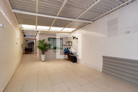 Casa à venda com 130m², 4 quartos e 4 vagasGaragem