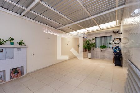 Casa à venda com 130m², 4 quartos e 4 vagasGaragem