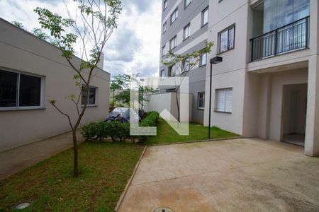 Apartamento à venda com 37m², 2 quartos e sem vagaÁrea comum