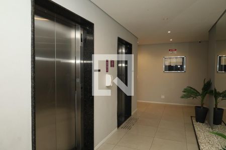 Apartamento à venda com 37m², 2 quartos e sem vagaÁrea comum - Saguão do prédio