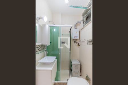 Banheiro de kitnet/studio para alugar com 1 quarto, 25m² em Botafogo, Rio de Janeiro