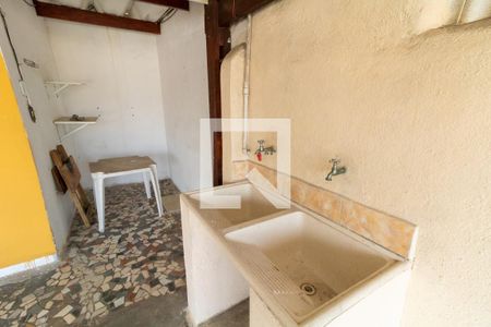 Casa para alugar com 60m², 1 quarto e sem vagaÁrea de serviço