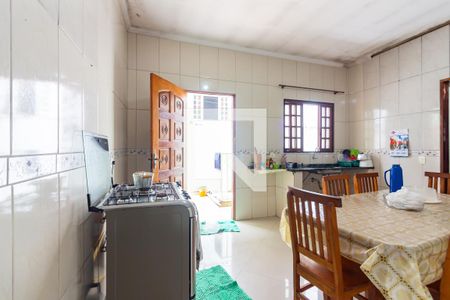 Casa à venda com 200m², 3 quartos e 2 vagas Casa à venda com 200m², 3 quartos e 2 vagasCozinha