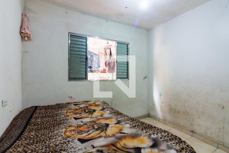 Casa à venda com 200m², 3 quartos e 2 vagas Casa à venda com 200m², 3 quartos e 2 vagasQuarto 4