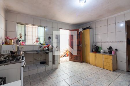 Casa à venda com 200m², 3 quartos e 2 vagas Casa à venda com 200m², 3 quartos e 2 vagasCozinha 2
