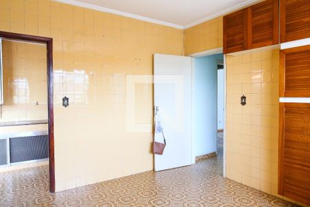 Casa para alugar com 124m², 3 quartos e 4 vagas Casa para alugar com 124m², 3 quartos e 4 vagasCozinha