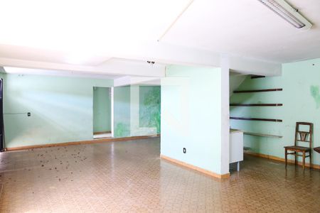 Casa para alugar com 124m², 3 quartos e 4 vagas Casa para alugar com 124m², 3 quartos e 4 vagasAcesso a Garagem