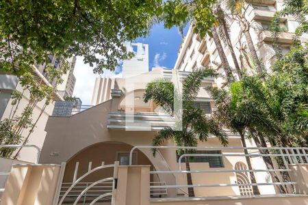 Apartamento à venda com 116m², 3 quartos e 2 vagasFachada