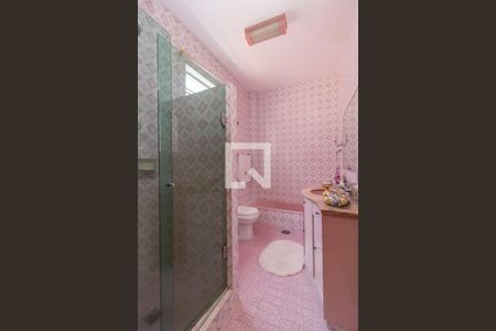 Casa à venda com 380m², 4 quartos e 5 vagasBanheiro Suíte