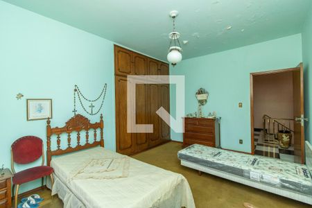 Casa à venda com 380m², 4 quartos e 5 vagasQuarto 2