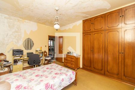 Casa à venda com 380m², 4 quartos e 5 vagasQuarto 1