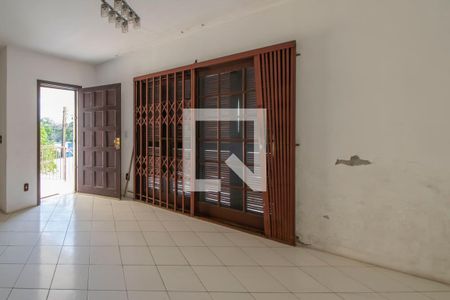 Sala de casa para alugar com 5 quartos, 410m² em Cavalhada, Porto Alegre