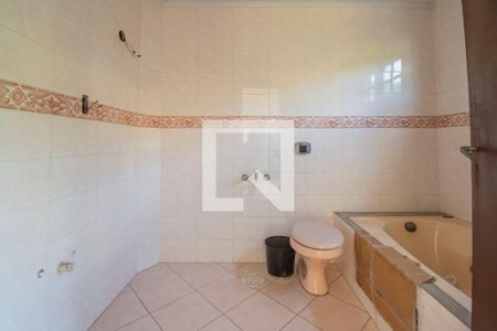 Casa para alugar com 410m², 5 quartos e 4 vagas Casa para alugar com 410m², 5 quartos e 4 vagasBanheiro da Suíte