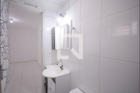 Banheiro  de kitnet/studio para alugar com 1 quarto, 40m² em Vila Brasilina, São Paulo