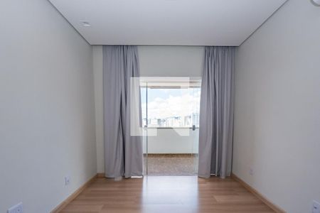 Apartamento à venda com 250m², 4 quartos e 2 vagasQuarto 2