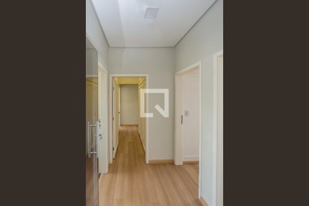 Apartamento à venda com 250m², 4 quartos e 2 vagasCorredor