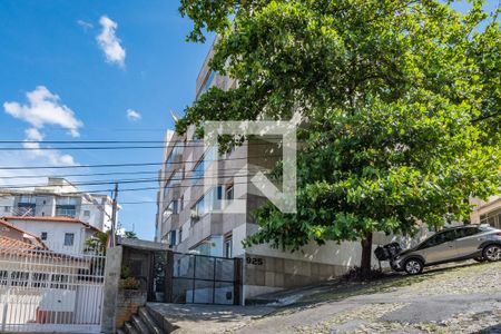 Apartamento à venda com 250m², 4 quartos e 2 vagasFachada