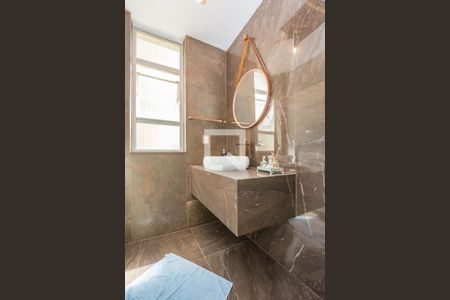 Apartamento à venda com 250m², 4 quartos e 2 vagasLavabo