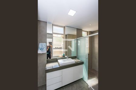 Apartamento à venda com 250m², 4 quartos e 2 vagasBanheiro Social